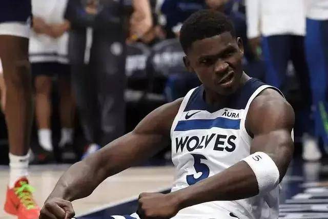 曾凡博14分首钢胜宁波 张宁12分山西胜四川