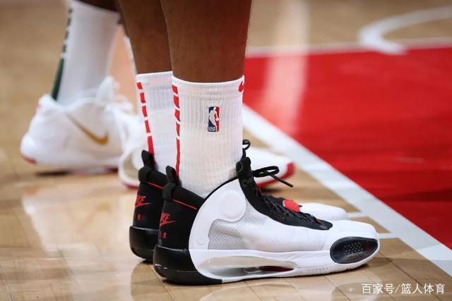 申京32+14火箭险胜灰熊 独行侠逆转力克开拓者