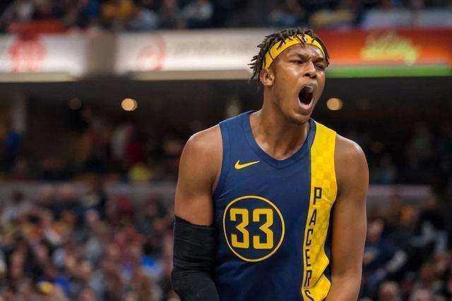 莫兰特向崔永熙表达祝贺：享受球队对你的爱